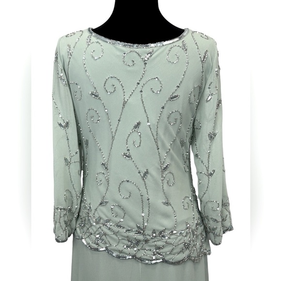 J Kara Women’s Evening Gown Beaded/Scalloped Asymmetrical Celadon Size-6 NWT - Picture 5 of 14